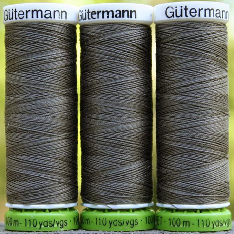 Gütermann All Purpose rPET Recycled Thread - Kelly Green 396