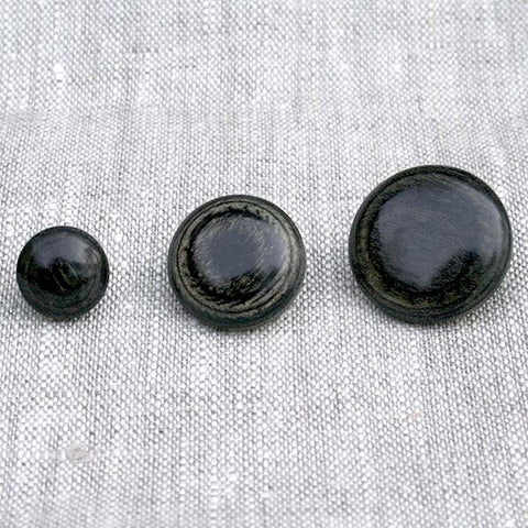 Black Shell Buttons